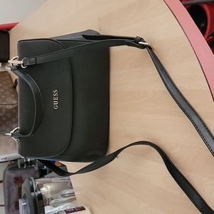 Guess Crossbody